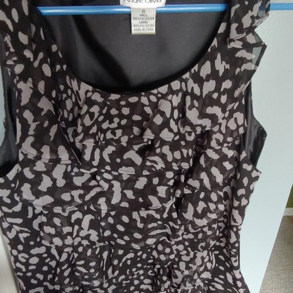 Women's Ruffle Front Animal Print Dress - Picture 5 of 6